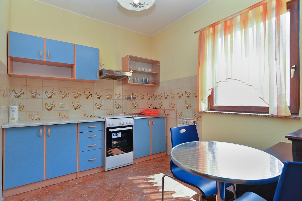 Apartments Gracijano 1724 Ližnjan Екстериор снимка